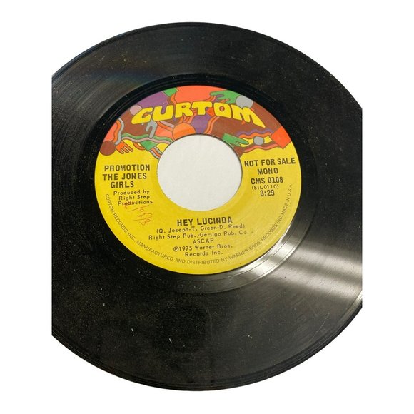 Vintage 7” vinyl record 45 RPM the Jones Girls hey Lucinda - Picture 2 of 3
